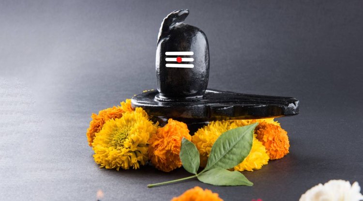 अगर आप भी रखते हैं सोमवार को व्रत तो जरूर पढ़े यह व्रत कथा