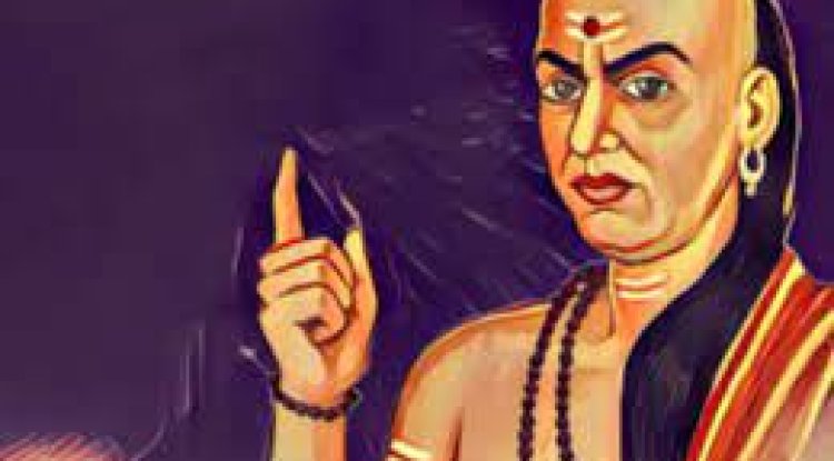 किन लोगों से कौन-कौन सी बातें नहीं करनी चाहिए