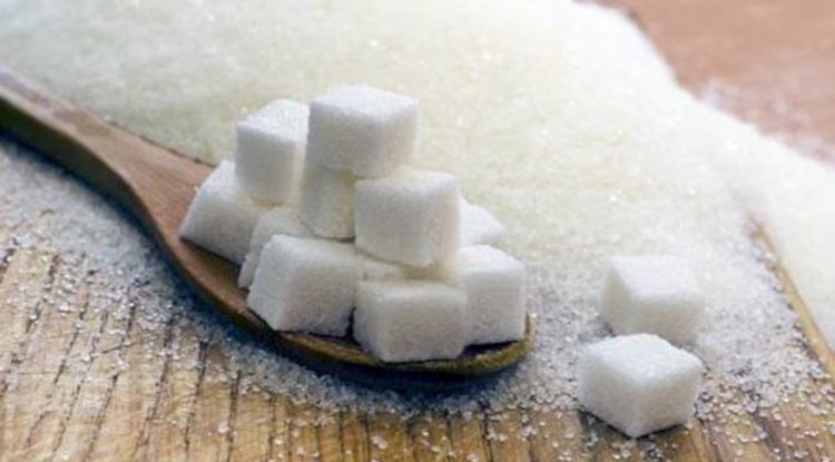 चीनी खाने के 4 नुकसान, जो व्यक्ति के लिए साबित हो सकते हैं जानलेवा