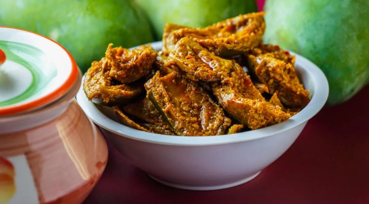 न करें ज्यादा अचार का सेवन, जानिए नुकसान