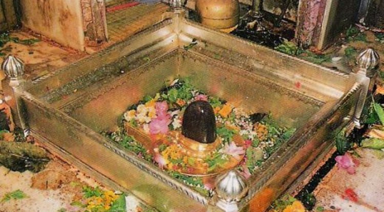काशी विश्वनाथ ज्योतिर्लिंग – 12 शिव ज्योतिर्लिंगों में सप्तम की दिव्य गाथा